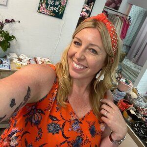 Meet your Posher, Nicole